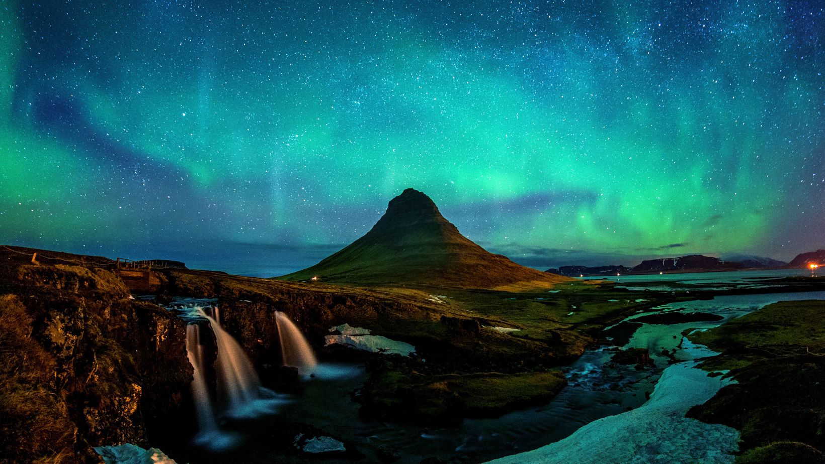 "Auroras Boreais na Islândia"
